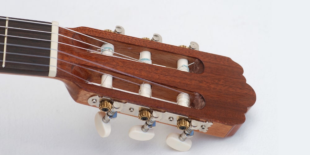 سر گیتار (Headstock)