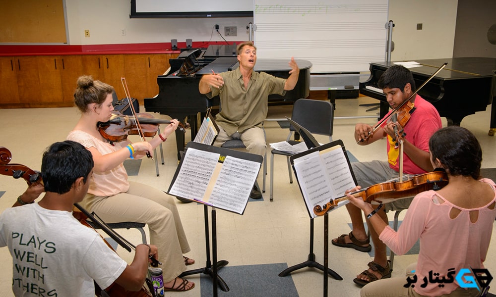 تحصیل در دانشگاه یا هنرستان موسیقی