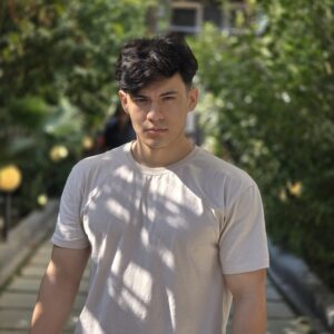 حسام دردی زاده